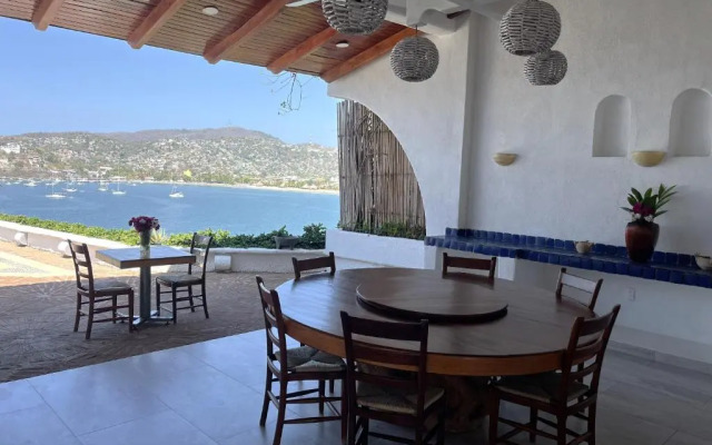 Villa de la Roca