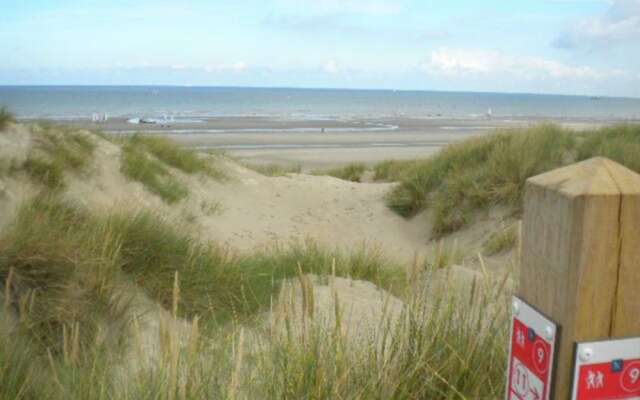 Nice apartment on the edge of the center of Bray-Dunes