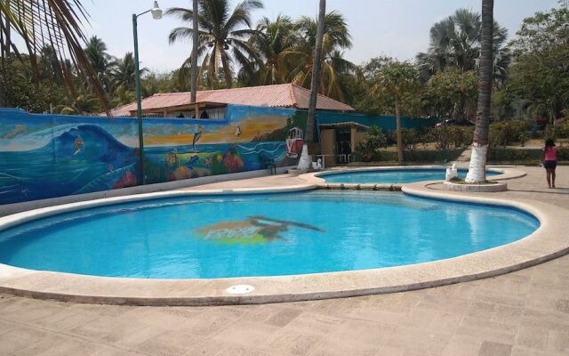 Punta Roca Surf Resort
