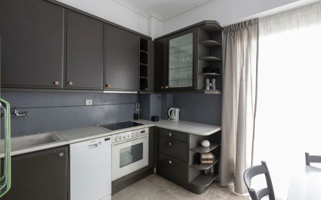 Massive 2-apartment Combo Unbeatable Acropolis Views Sleeps 9