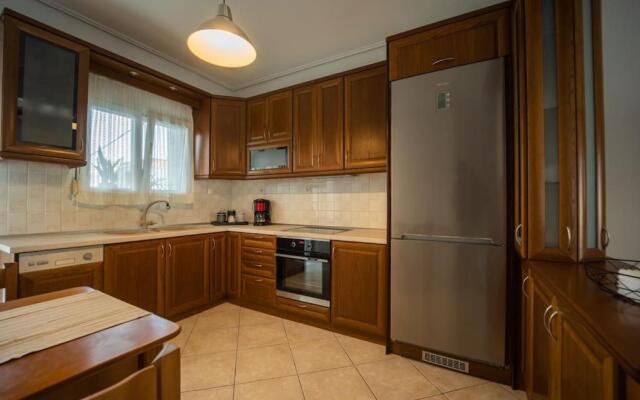 Alexandros Suite