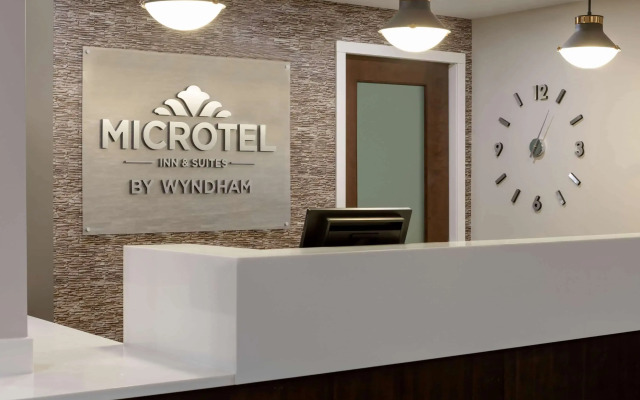 Microtel Inn & Suites by Wyndham Weyburn