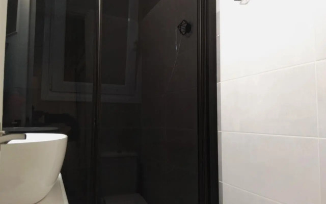 Athens Pangrati modern apt 10min to metro