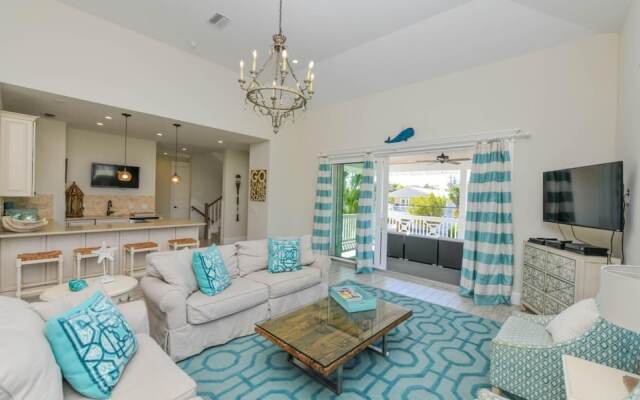 Atlantis Beach House by AMI Locals