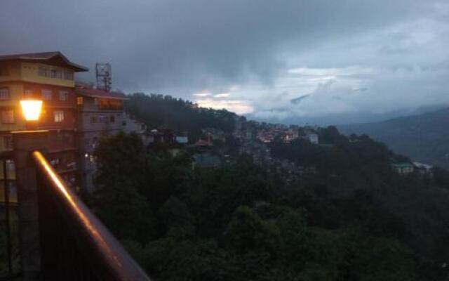 Hotel Bhumzang Gangtok