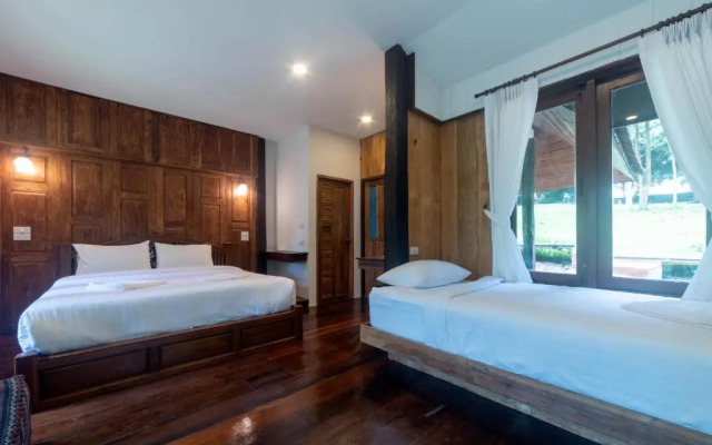 Tawan Riverside - Elephant Resort