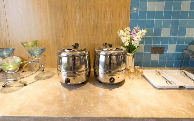 Homeinn · neo (Guilin High-Speed North Railway Station)