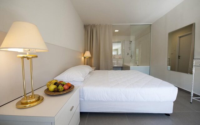 Q Village Hotel - Poleg Beach