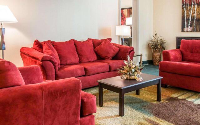 Quality Inn & Suites Escanaba North