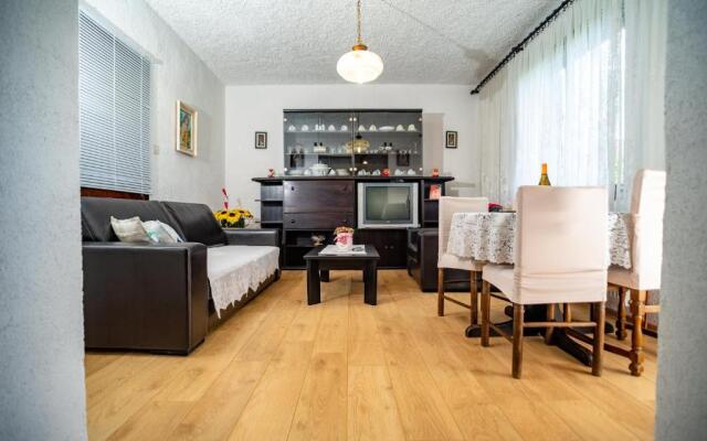 Apartments Fuma