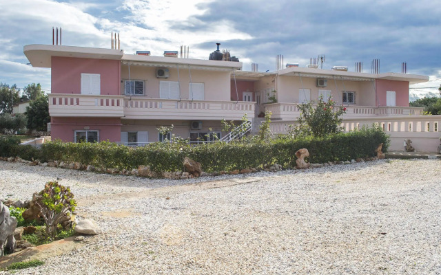 Skamagkas G. Apartments