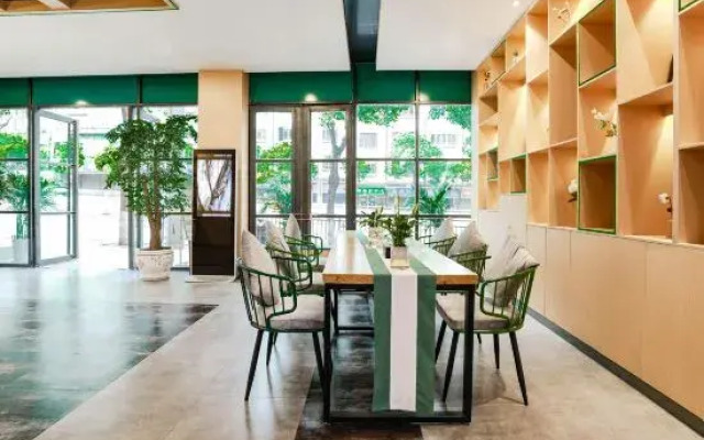 Hetai Express Hotel