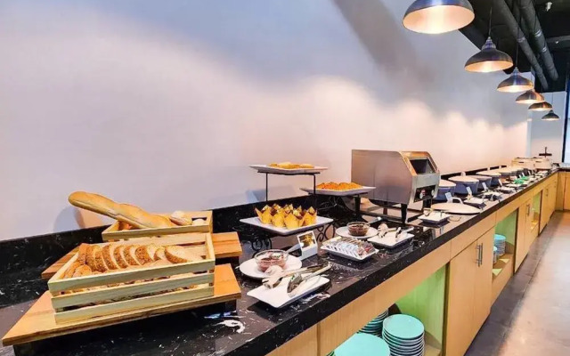 The Glory Hotel and Residence Clark Pampanga