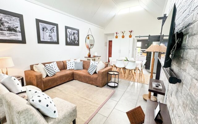 Luxury Apartment St Lucia 43 On the Bridge