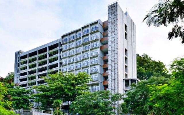 Oaktree Emerald Hotel Semarang
