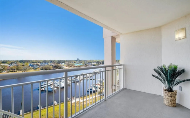 Yacht Club Villas 2-902
