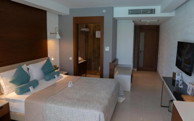 Baia Lara Hotel