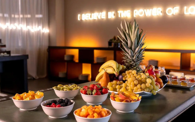 Victoria Palace Hotel