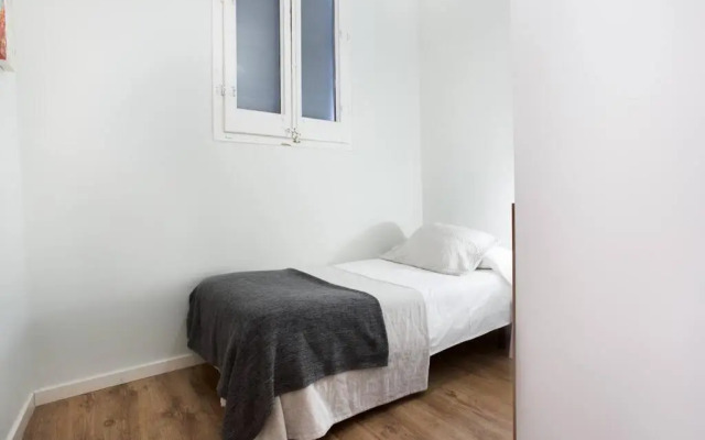 Bright and modern 2bedroom in Las Ramblas 2 1A