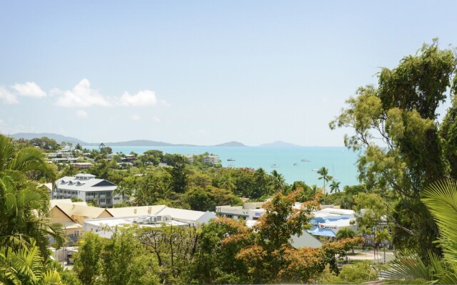 Airlie Harbour Apartment - Airlie Beach