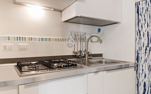 Cosy Holiday Home in Santa Maria di Castellabate With Garden