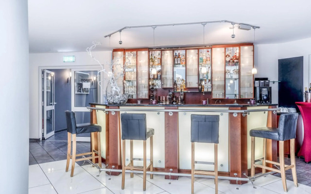 Garner Hotel Oberhausen by IHG