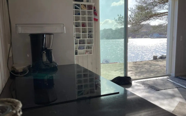 6-person Holiday Home Rubbestadneset