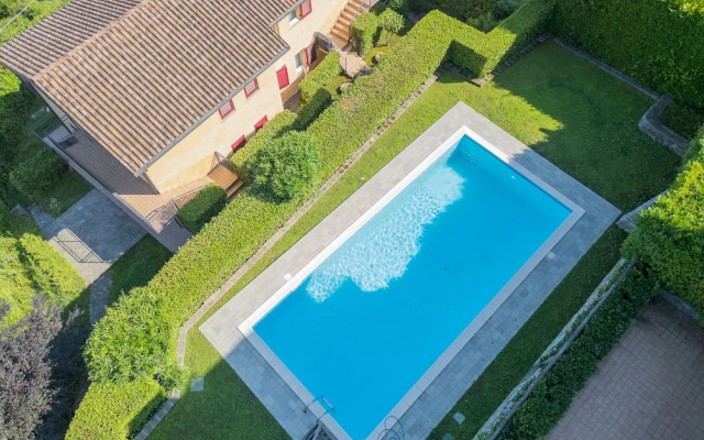 Casa Vela in Sala Comacina