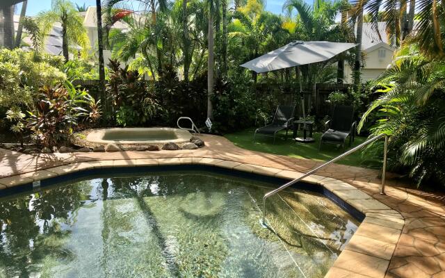 The Villas Palm Cove