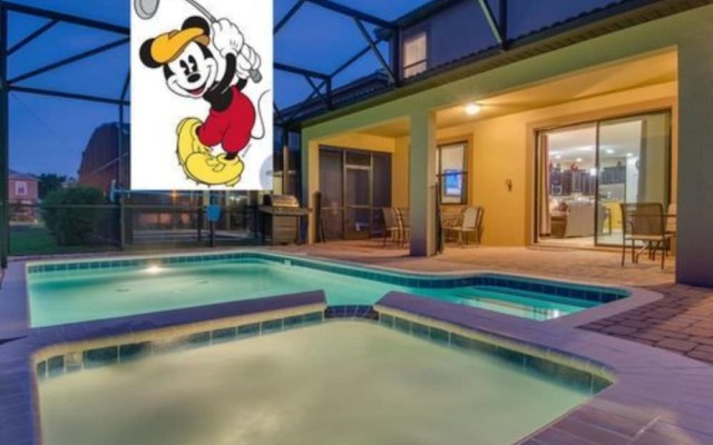 Mickey's Private Pool Villa near Disney