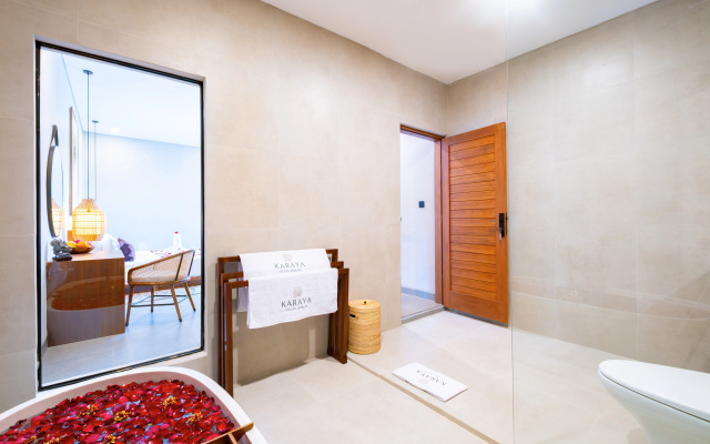Karaya Villas Umalas – Guest Rooms – Kerobokan Kelod