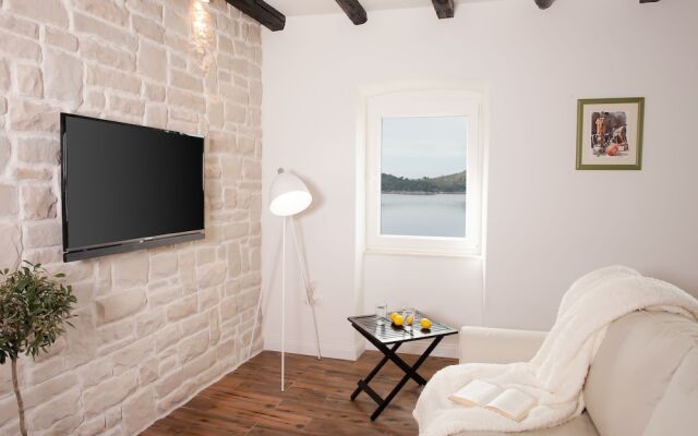 A&E Apartment - Near Cathedral of St James