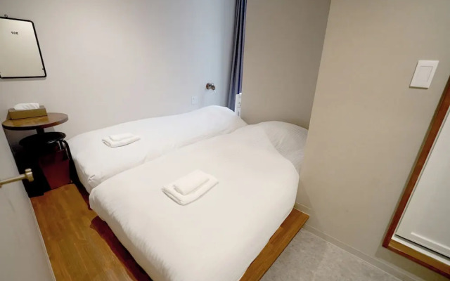 &And Hostel Shinsaibashi East