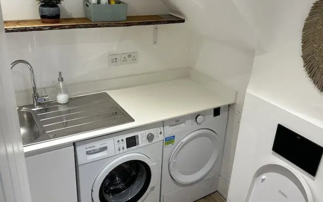 Ideal Bristol Getaway - 3 bed Harbourside Home
