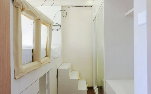 Strategic 2Br Gateway Ahmad Yani Cicadas Apartment