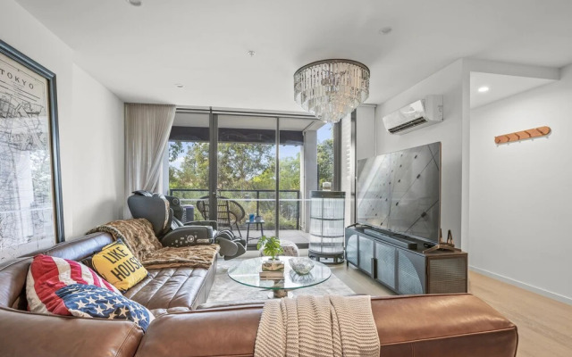 StayAU Modern Townhouse