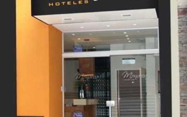 Monarca Hoteles Puerto Madero