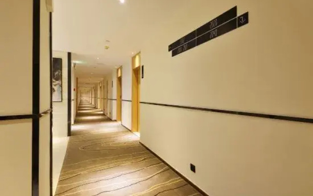 City Comfort Inn Hotel (Wuhan Huangpi Xiangyang Avenue)