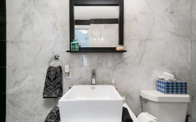 Holiday Apartment on Lincoln Road