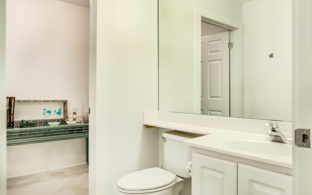 2 C, Three Bedroom Townhome