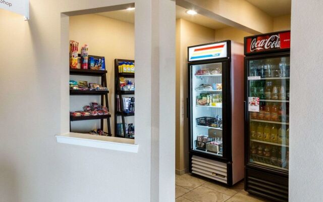 Motel 6 Junction, Texas - Llano River