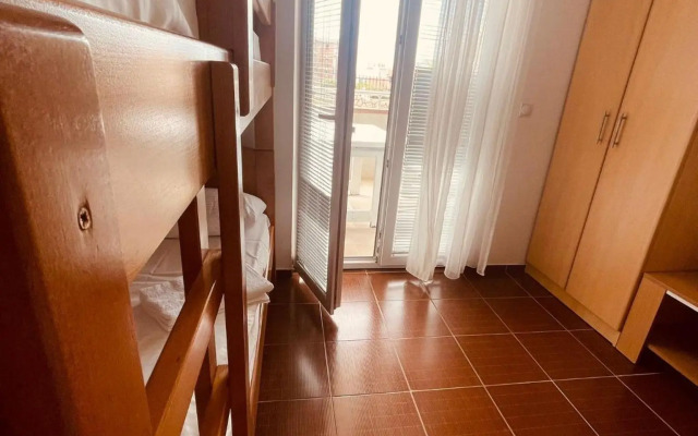 Sea House Apartments