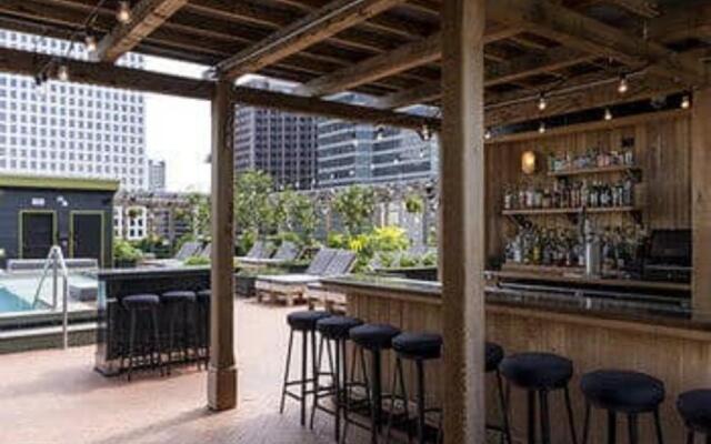 The Barnett Hotel