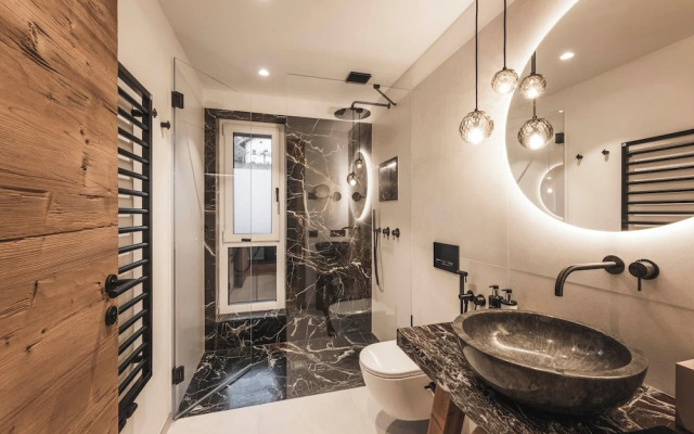 Distinctive Luxury Dolomiti Apartments Terre71