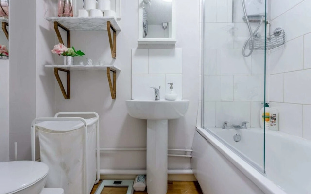 Chic and Cosy 1 Bed Flat in Nw-london