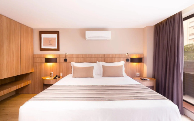 Ritz Copacabana Hotel