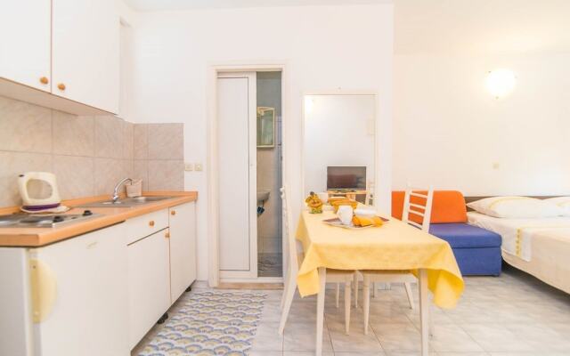 Apartments Mili