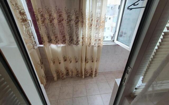 Apartament Et2 Strada Rozelor
