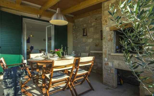 Modern Seaside Home With Swimming Pool in Vodnjan