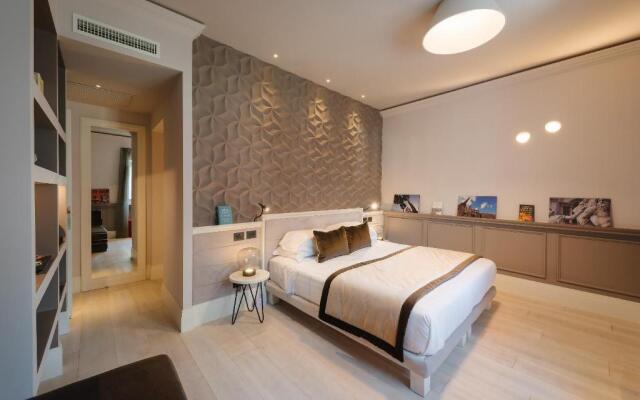 Rhea Silvia Luxury Navona